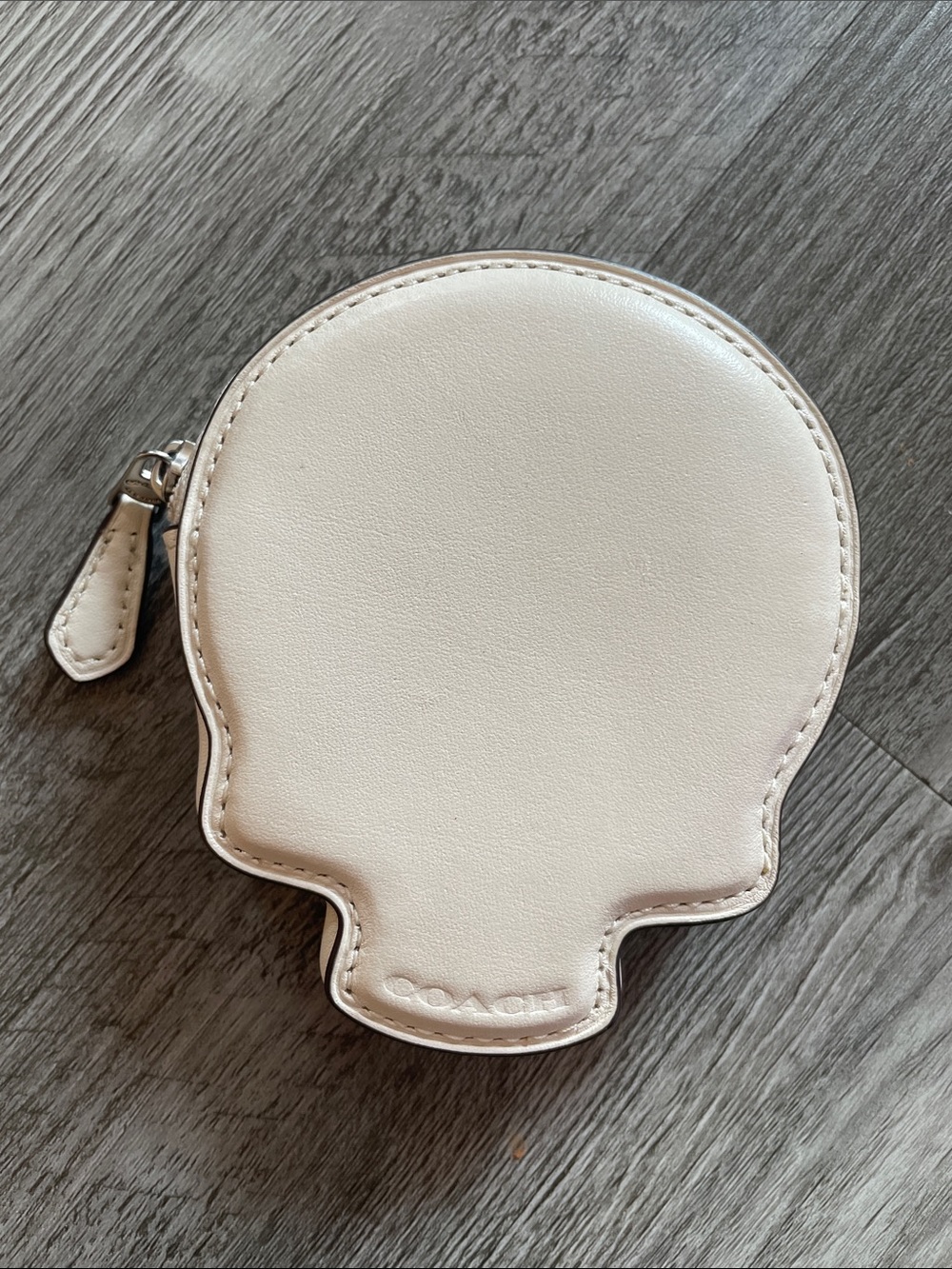 Coach Bundle - Picture 3 of 7